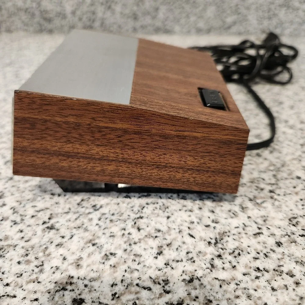 Vintage London Time Ltd Model 020 Flip Clock Woodgrain Silver 1970s Japan Tested